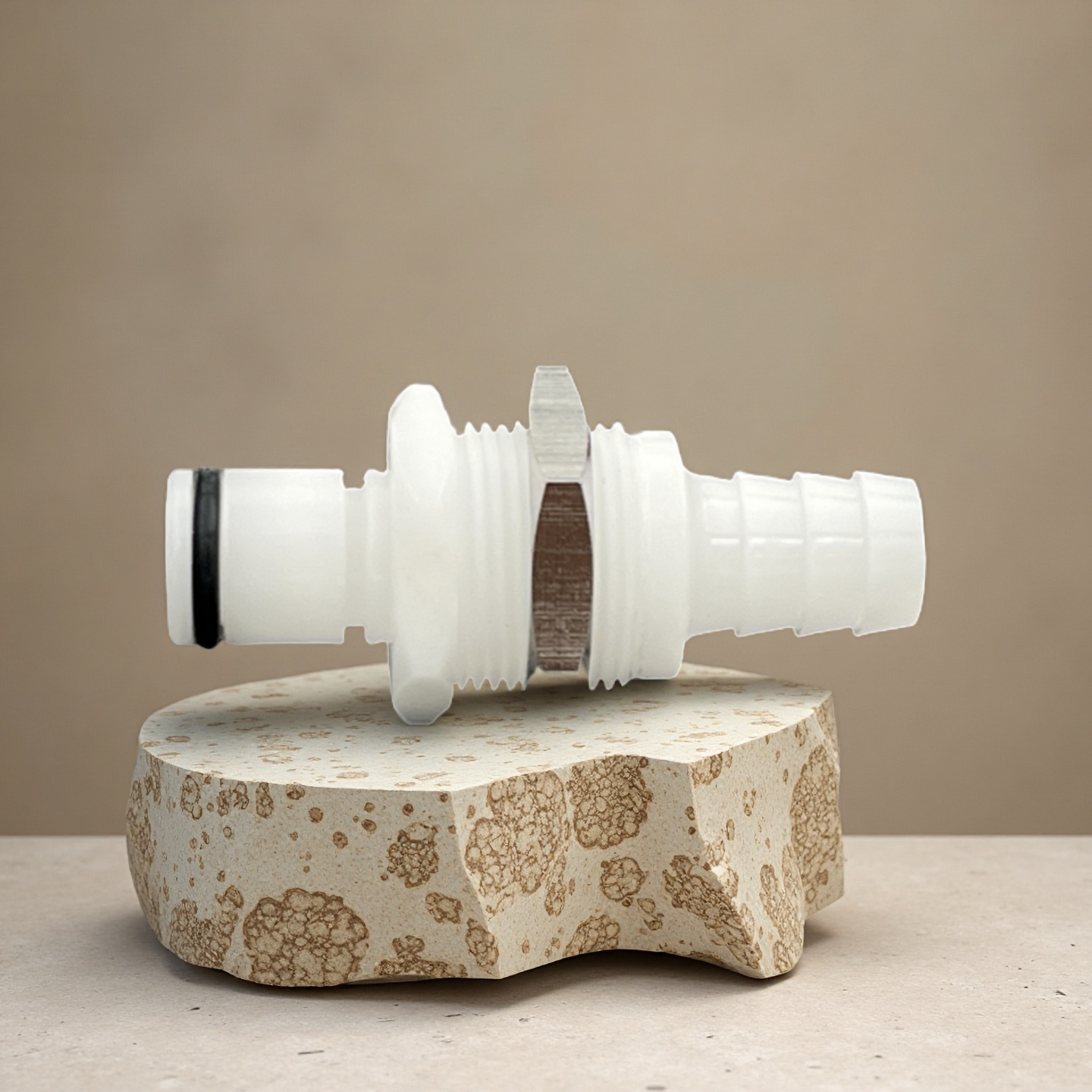 1/4 Flow Size Panel Mount Non-valved Plug