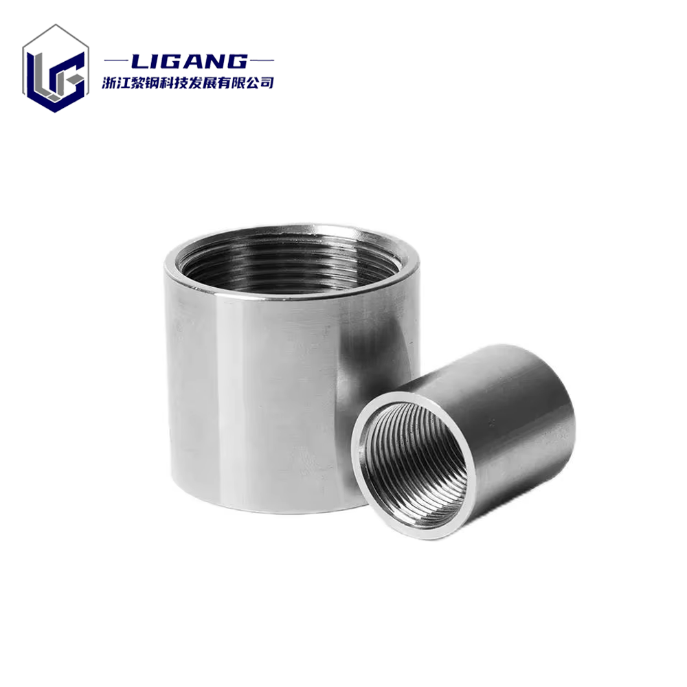 SS316 SS304 Female Half Coupling 150lb BSPT Thread Half Coupling Seamless Weld on Threaded Half Coupling