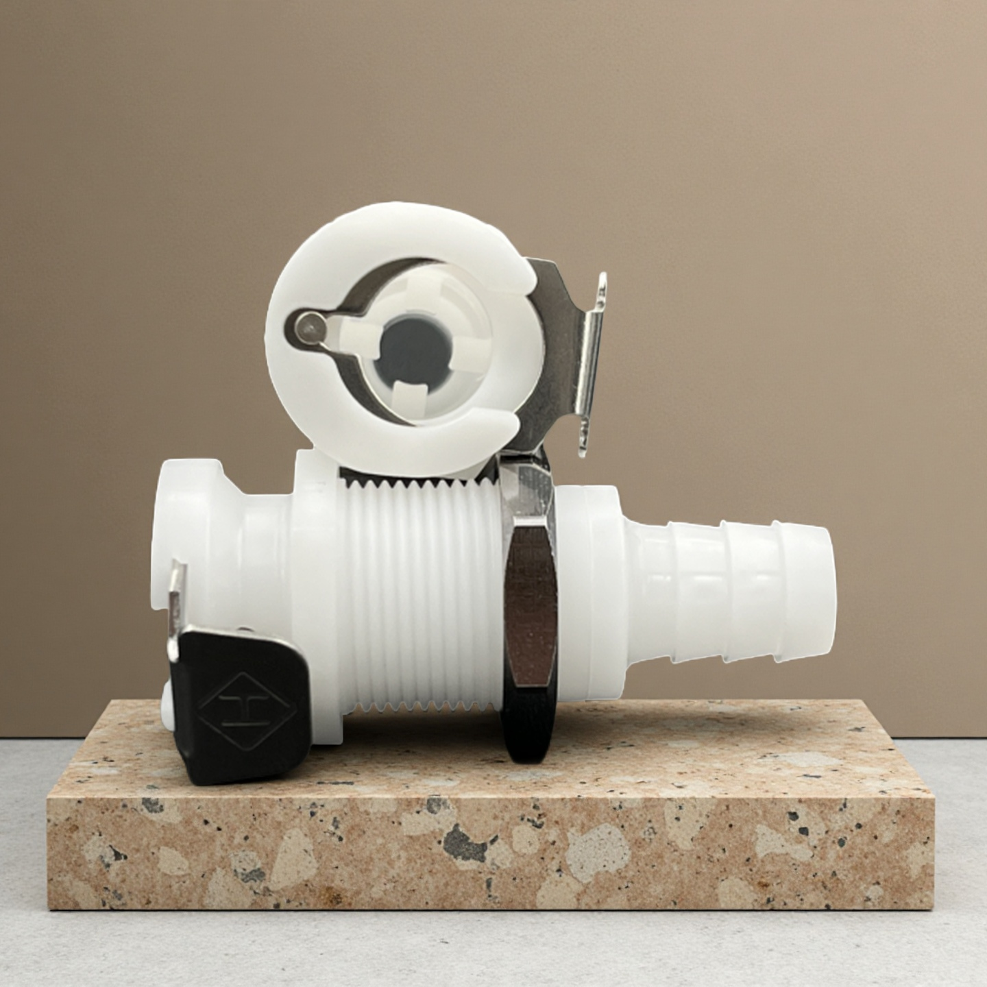 1/4 Flow Size Panel Mount Non-valved Socket