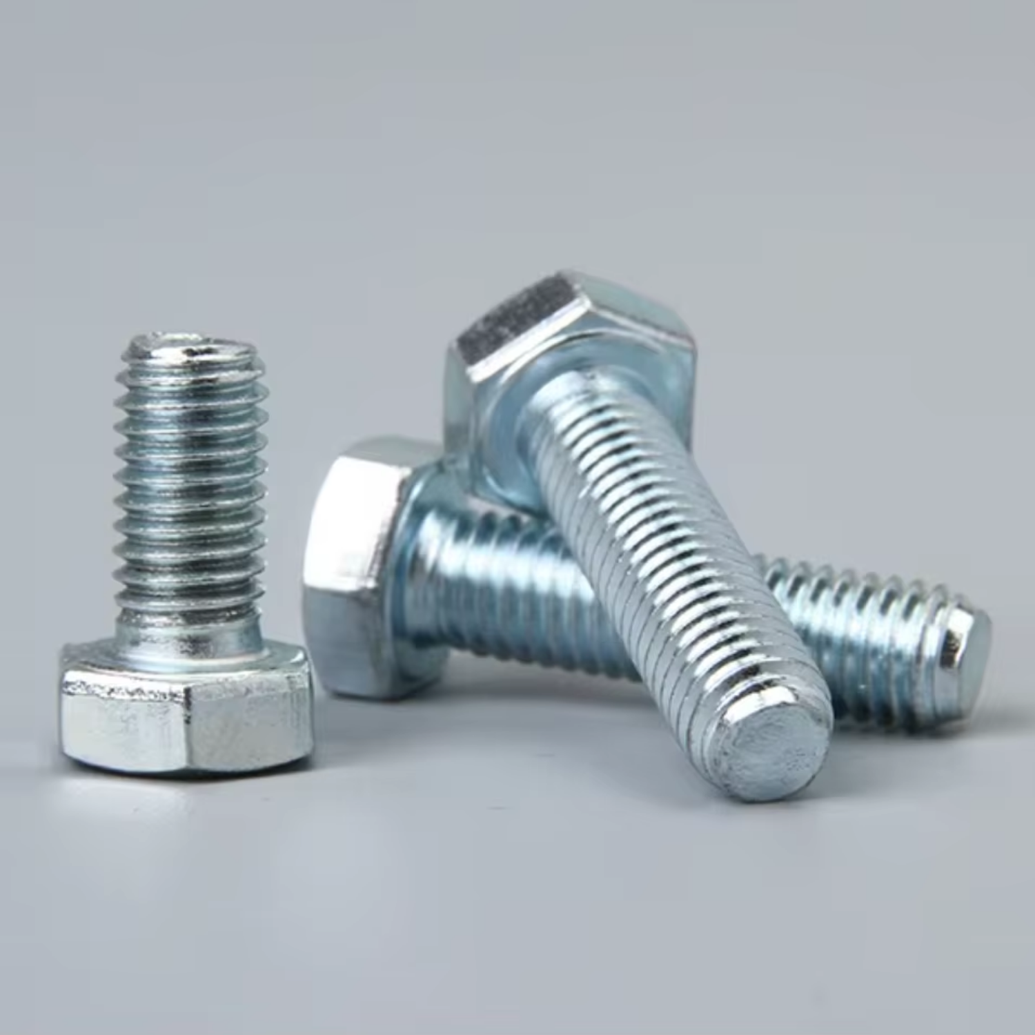 Zinc Plated Grade 8.8 Alloy Steel Hex Head Bolts Fasteners High Strength for General Industry Construction