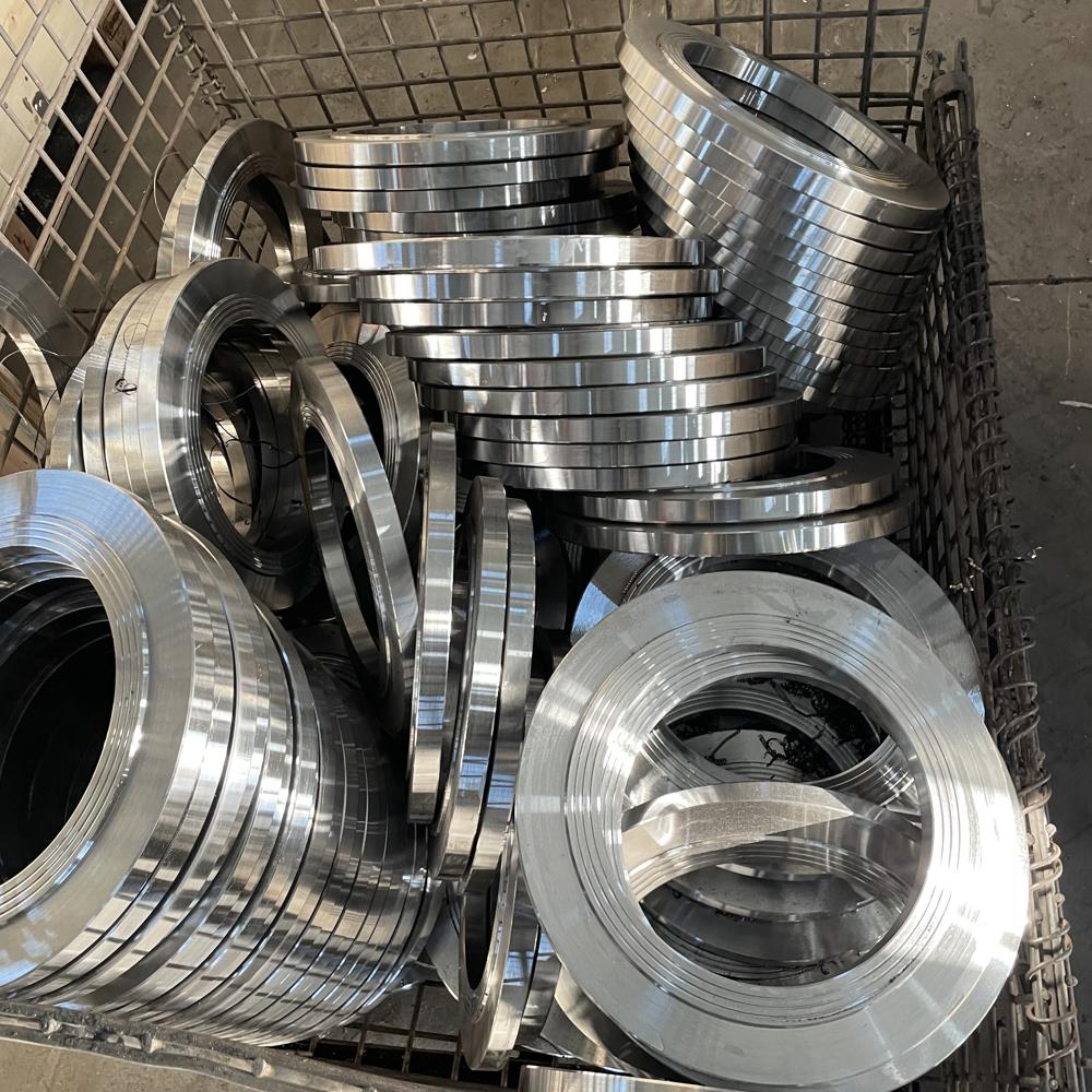 ASME B16.5 Class 150 300 A105 Carbon Steel Weld Neck Flange WN RF Forged Pipe Flange