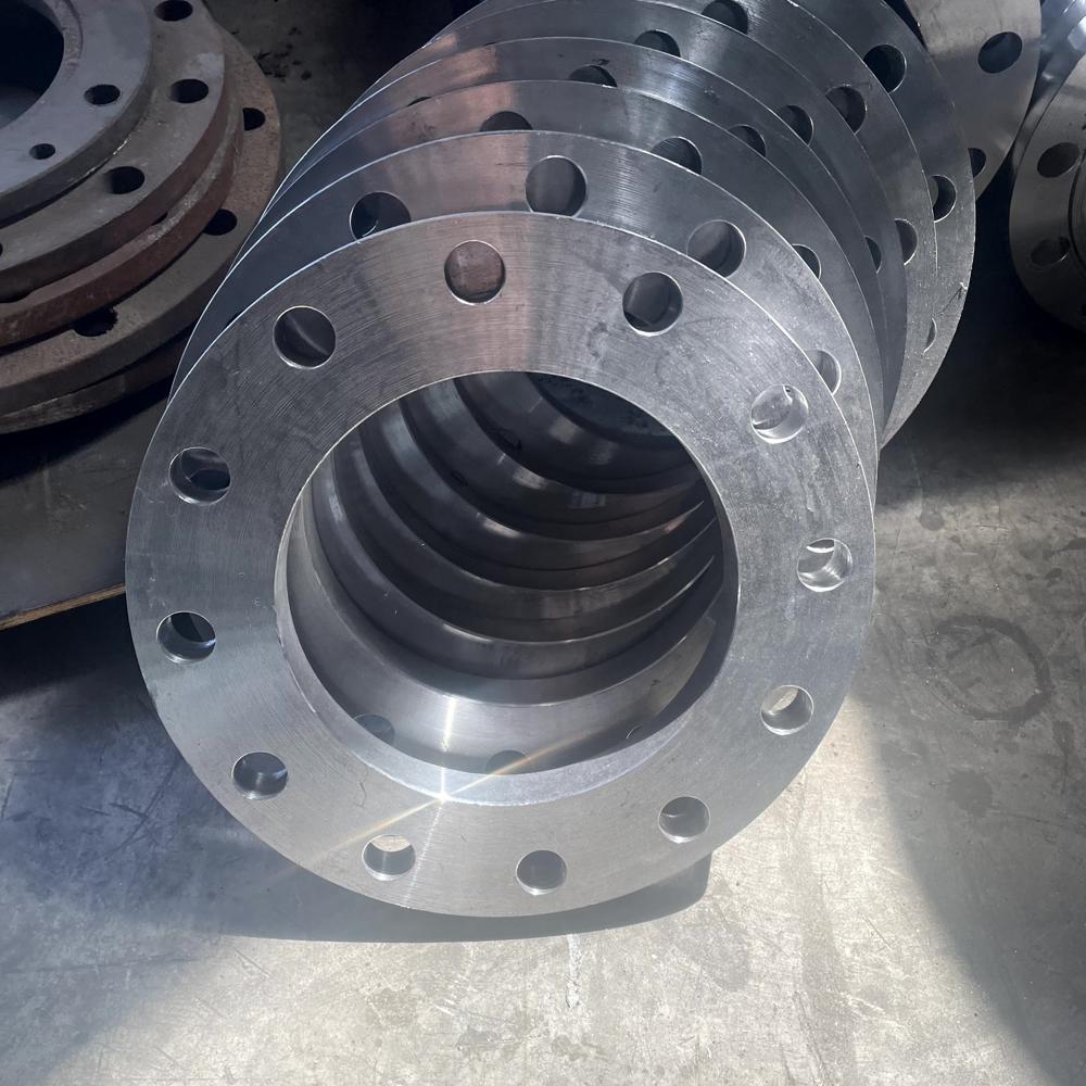 ASME B16.5 Class 150 300 A105 Carbon Steel Weld Neck Flange WN RF Forged Pipe Flange
